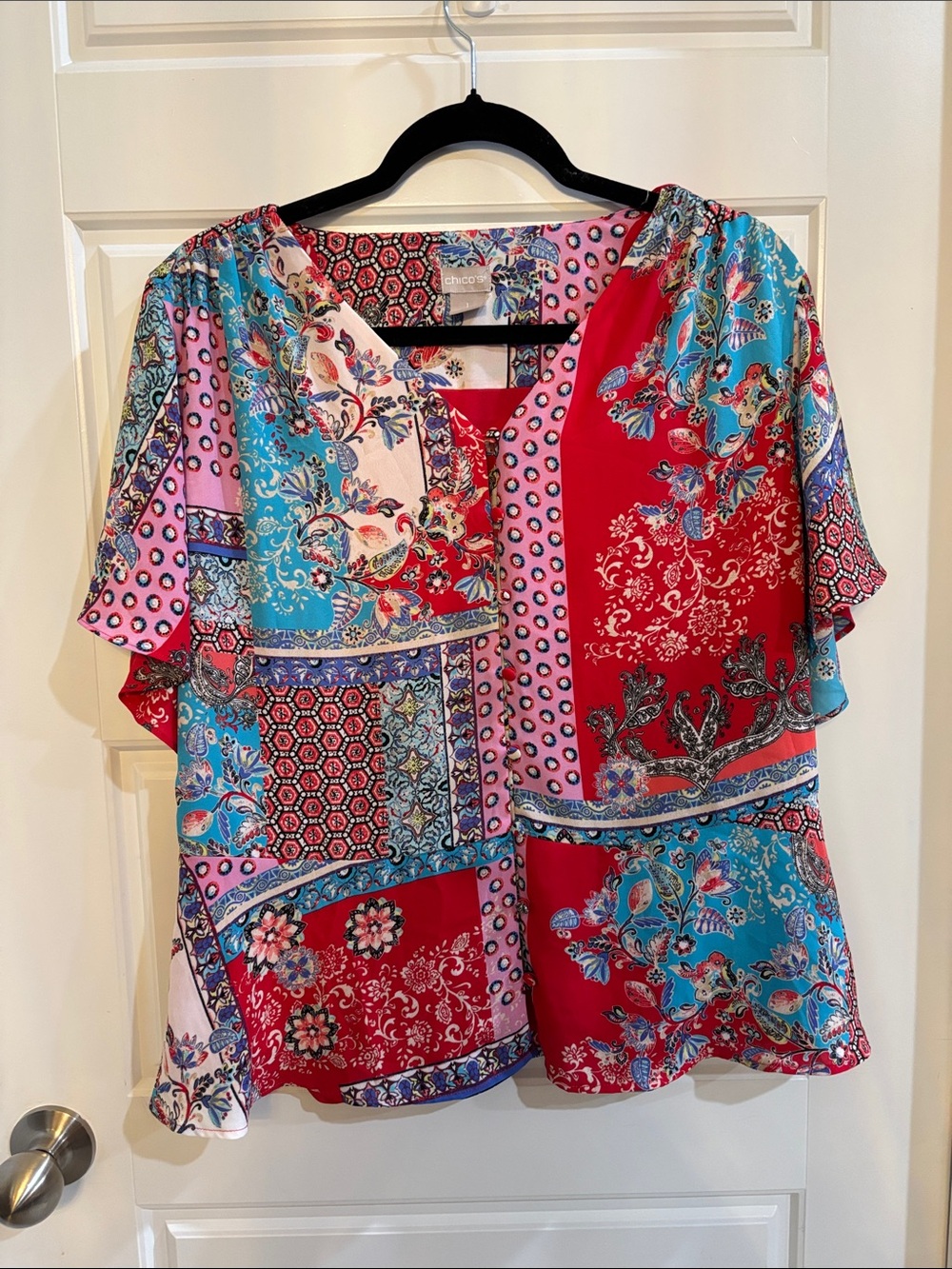 Chico's Patchwork Floral V-Neck Blouse - Red, Turquoise, Pink size 1 or medium